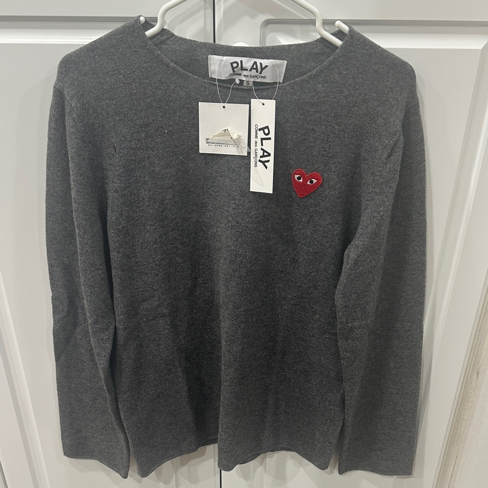 Comme des Garcons Gray Sweater with Red Heart
